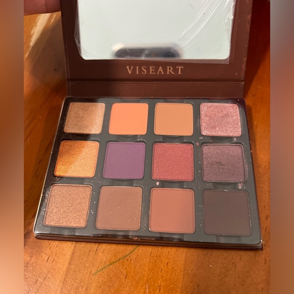 Brand new Viseart professional makeup Paris 12 shade palette Le Marais Etendu - Picture 3 of 6